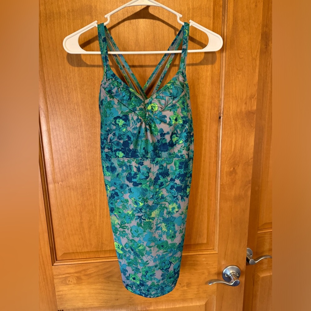 REI Women’s tank/halter top